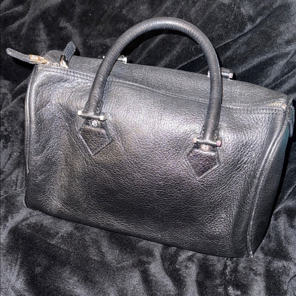 Brooks Brothers Handbags - Brooks Brothers Black Pebbled Leather Satchel